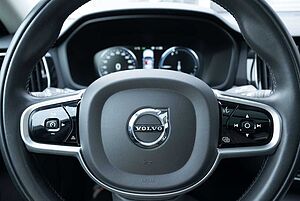 Volvo  T6 R Design Expression Recharge Plug-In Hybrid AWD