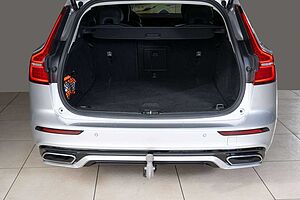 Volvo  T6 R Design Expression Recharge Plug-In Hybrid AWD