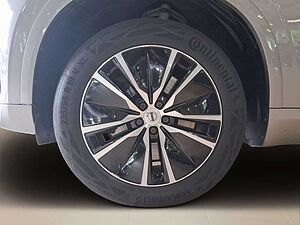 Volvo  T8 R Design Expression Recharge Plug-In Hybrid AWD