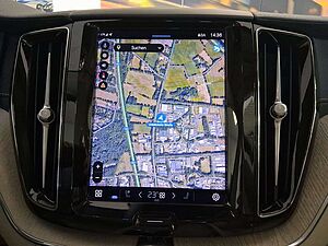 Volvo  B4 Inscription Navi ACC Leder Panoramaschiebedach