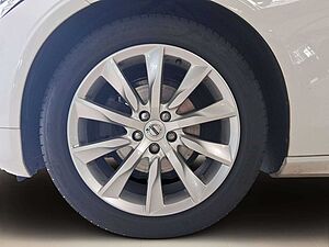 Volvo  D3 Momentum AWD Navi ACC 2-Zonen-Klimaautomatik