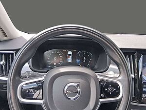 Volvo  D3 Momentum AWD Navi ACC 2-Zonen-Klimaautomatik