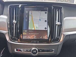 Volvo  D3 Momentum AWD Navi ACC 2-Zonen-Klimaautomatik