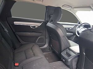 Volvo  D3 Momentum AWD Navi ACC 2-Zonen-Klimaautomatik