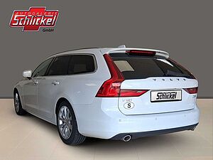 Volvo  D3 Momentum AWD Navi ACC 2-Zonen-Klimaautomatik