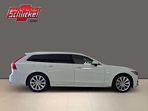 Volvo  D3 Momentum AWD Navi ACC 2-Zonen-Klimaautomatik