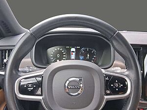 Volvo  D4 AWD Pro Navi Leder AHK ACC 2-Zonen-Klimaautoma.