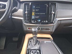 Volvo  D4 AWD Pro Navi Leder AHK ACC 2-Zonen-Klimaautoma.