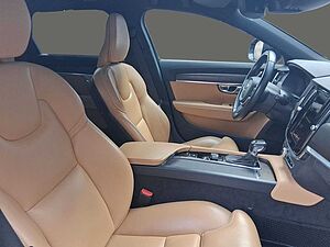 Volvo  D4 AWD Pro Navi Leder AHK ACC 2-Zonen-Klimaautoma.