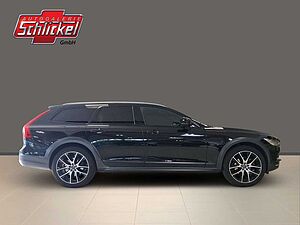 Volvo  D4 AWD Pro Navi Leder AHK ACC 2-Zonen-Klimaautoma.