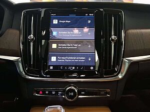Volvo  T6 Plus Dark Recharge Plug-In Hybrid AWD