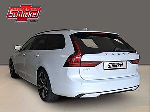 Volvo  T6 Plus Dark Recharge Plug-In Hybrid AWD