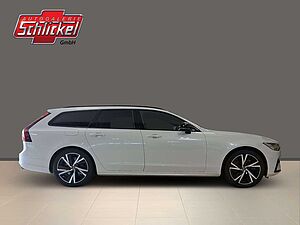Volvo  T6 Plus Dark Recharge Plug-In Hybrid AWD