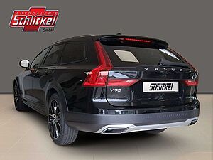 Volvo  D4 Pro AWD Navi Leder Met. 2-Zonen-Klimaautoma.