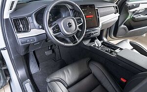 Volvo  T8 Plus Dark Recharge Plug-In Hybrid AWD