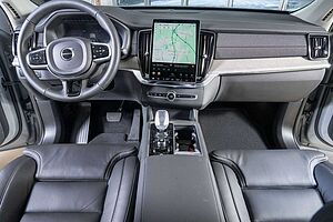 Volvo  T8 Plus Dark Recharge Plug-In Hybrid AWD