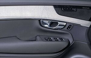Volvo  T8 Plus Dark Recharge Plug-In Hybrid AWD