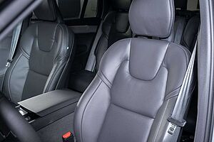 Volvo  T8 Plus Dark Recharge Plug-In Hybrid AWD