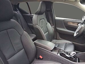 Volvo  T5 Ultimate Dark Recharge Plug-In Hybrid ACC