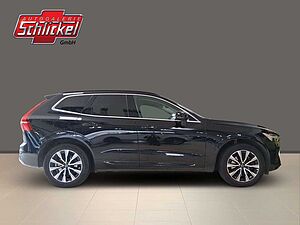 Volvo  B4 Core Navi ACC Kamera 2-Zonen-Klimaautomatik