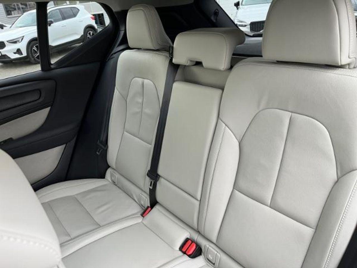 Volvo  Inscription Plug-In Hybrid 2WD
