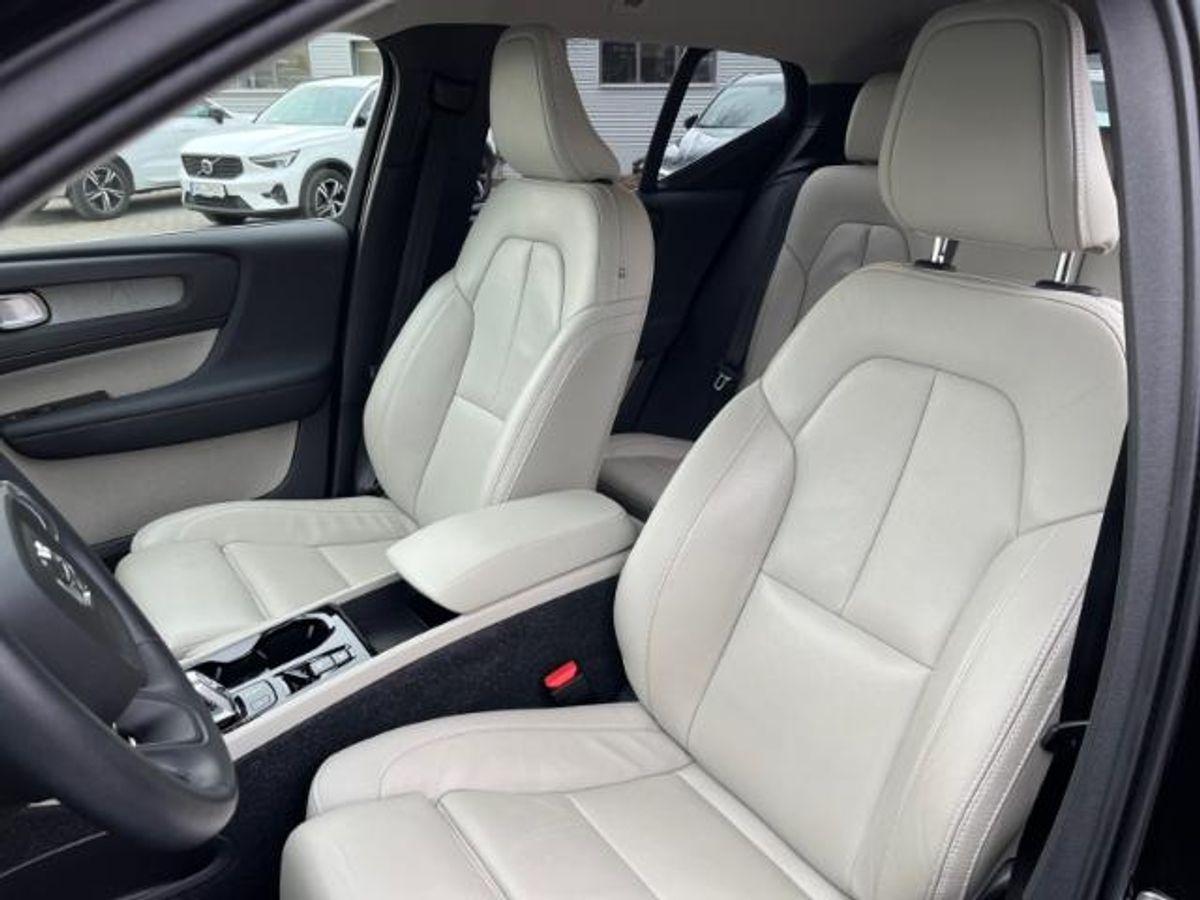 Volvo  Inscription Plug-In Hybrid 2WD