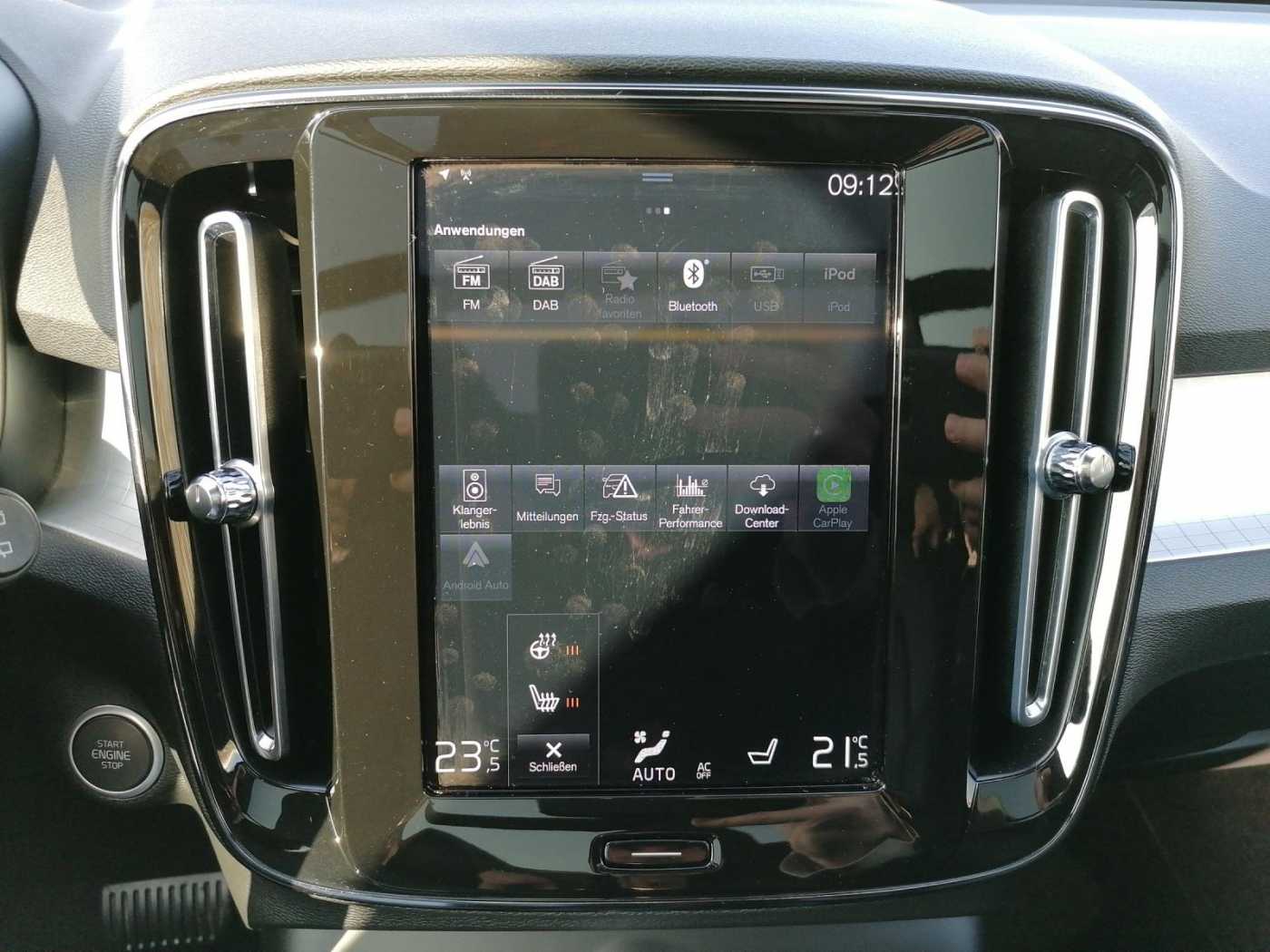 Volvo  XC40