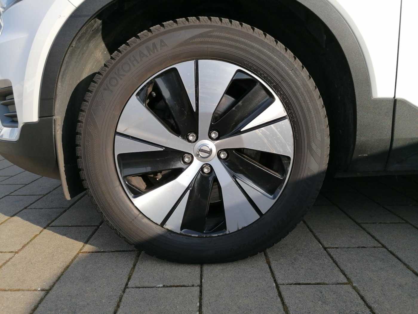 Volvo  XC40
