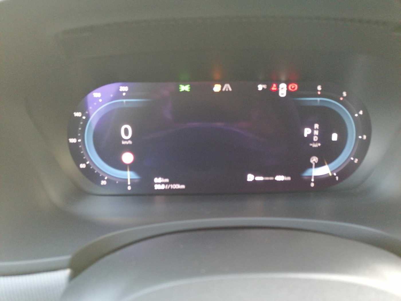 Volvo  Plus Dark