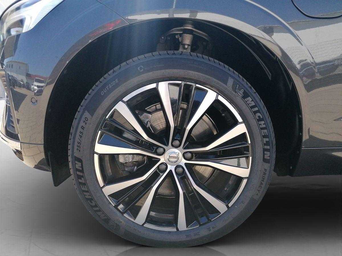 Volvo  Recharge Plug-In Hybrid