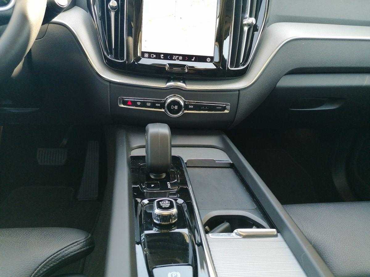 Volvo  Recharge Plug-In Hybrid