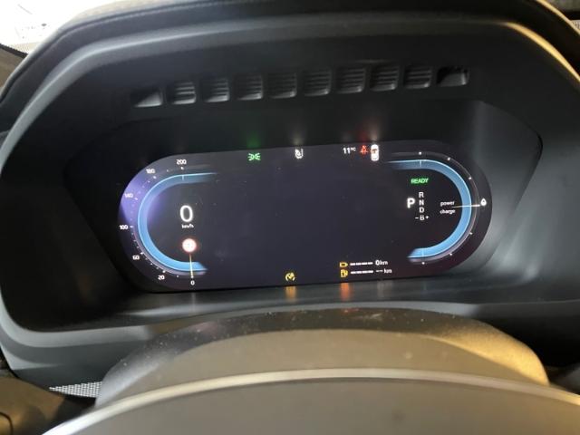 Volvo  Ultimate Dark Hybrid