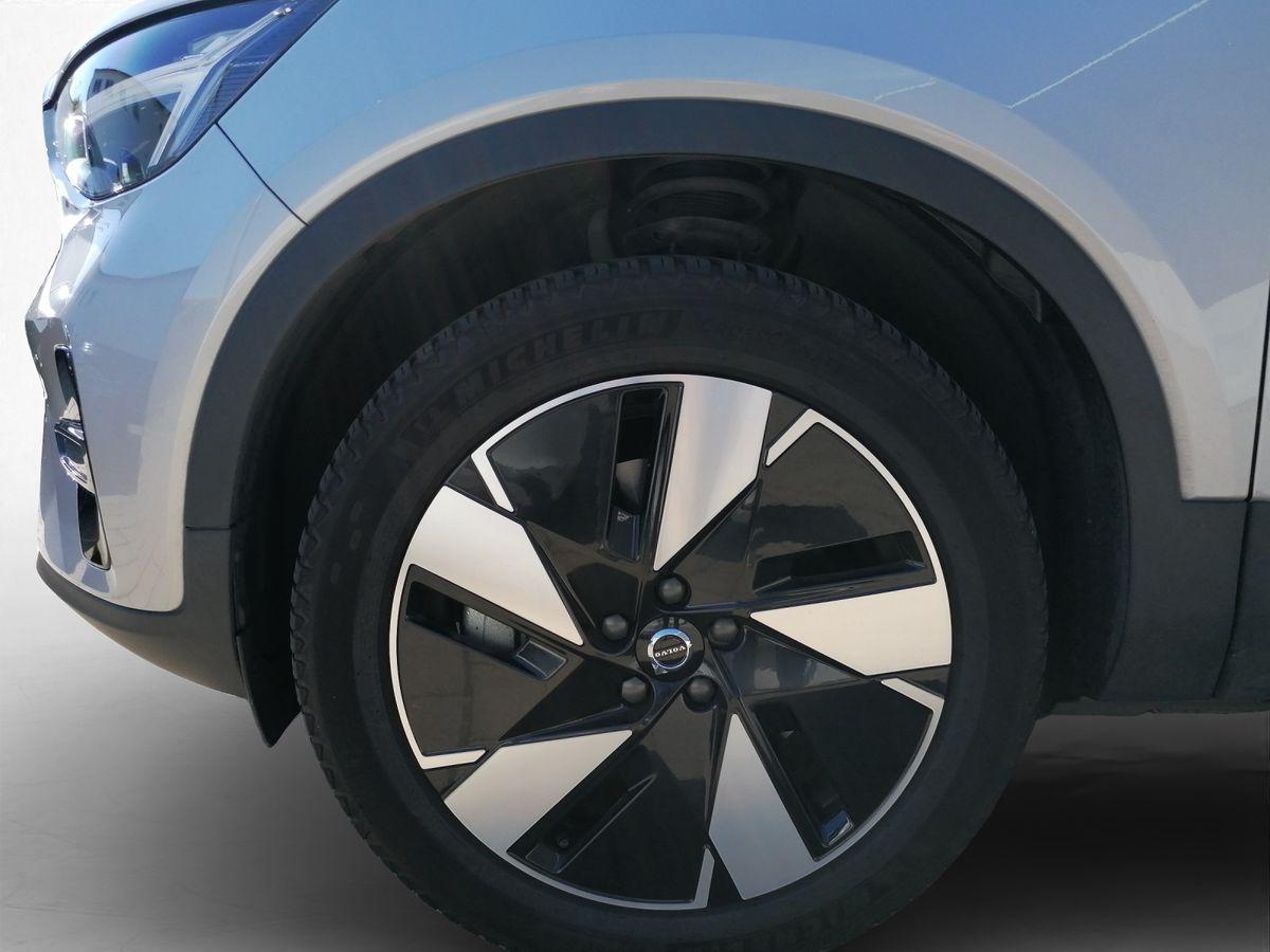 Volvo  Plus 2WD