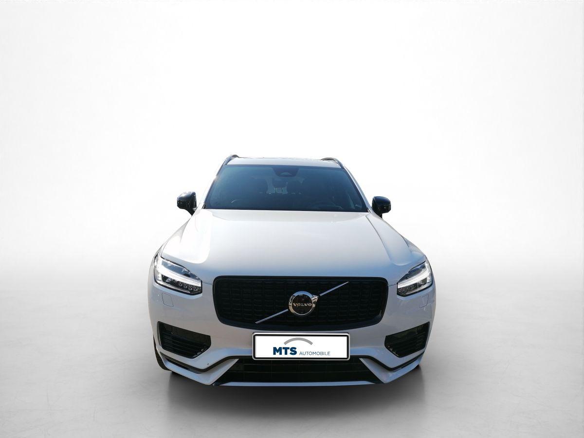 Volvo  Ultra Dark Recharge Hybrid