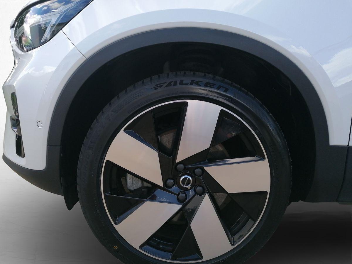 Volvo  Ultimate AWD