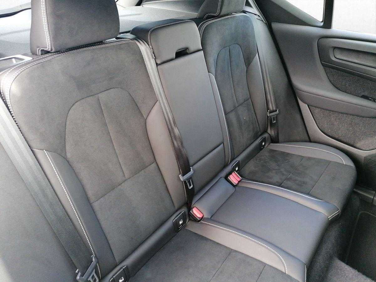 Volvo  Ultimate AWD