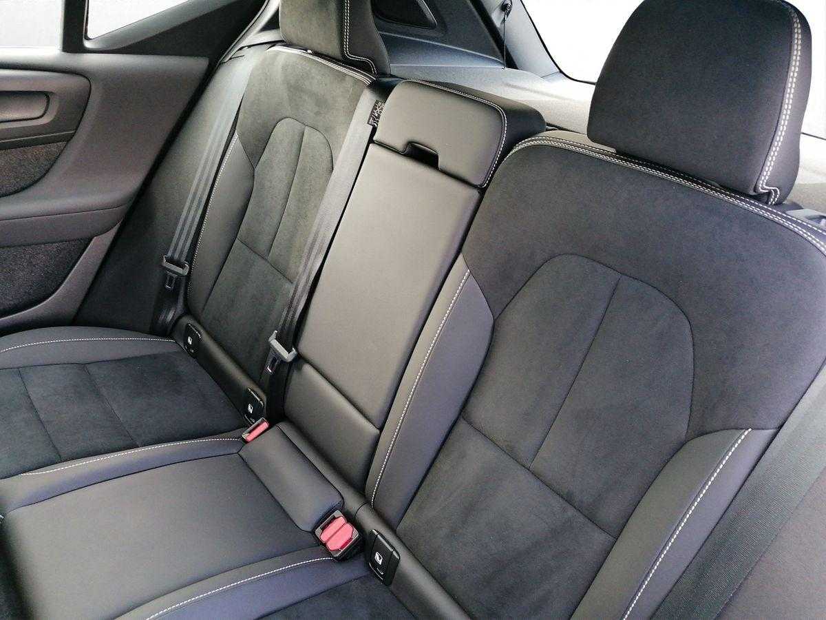 Volvo  Ultimate AWD