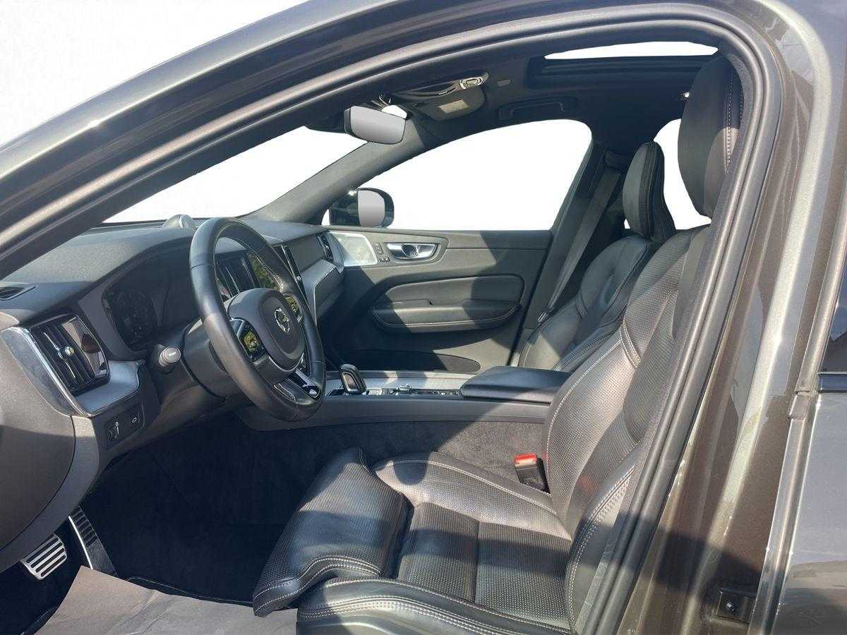 Volvo  R Design AWD
