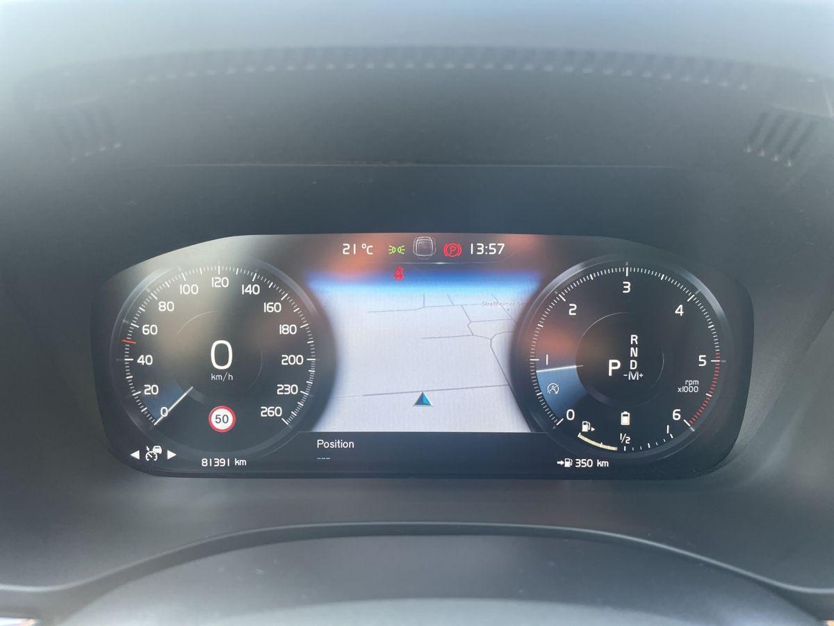 Volvo  R Design AWD