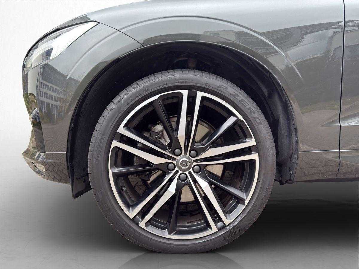 Volvo  R Design 2WD