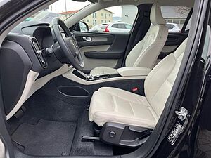 Volvo  Inscription Plug-In Hybrid 2WD