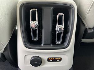 Volvo  Inscription Plug-In Hybrid 2WD
