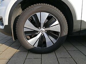 Volvo  XC40
