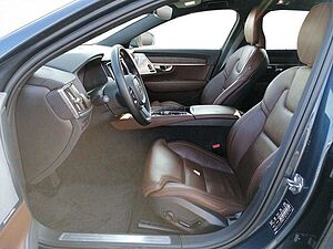 Volvo  Plug-In Hybrid