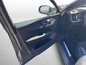 Volvo  Pro 2WD