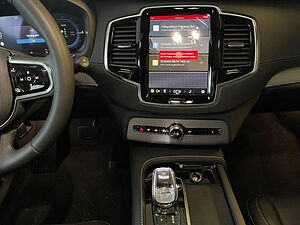 Volvo  Ultimate Dark Hybrid