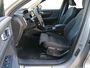 Volvo  Plus 2WD