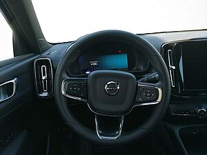 Volvo  Plus 2WD