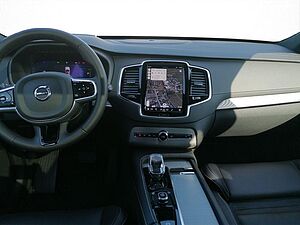 Volvo  Ultra Dark Recharge Hybrid