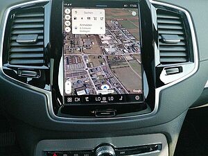 Volvo  Ultra Dark Recharge Hybrid